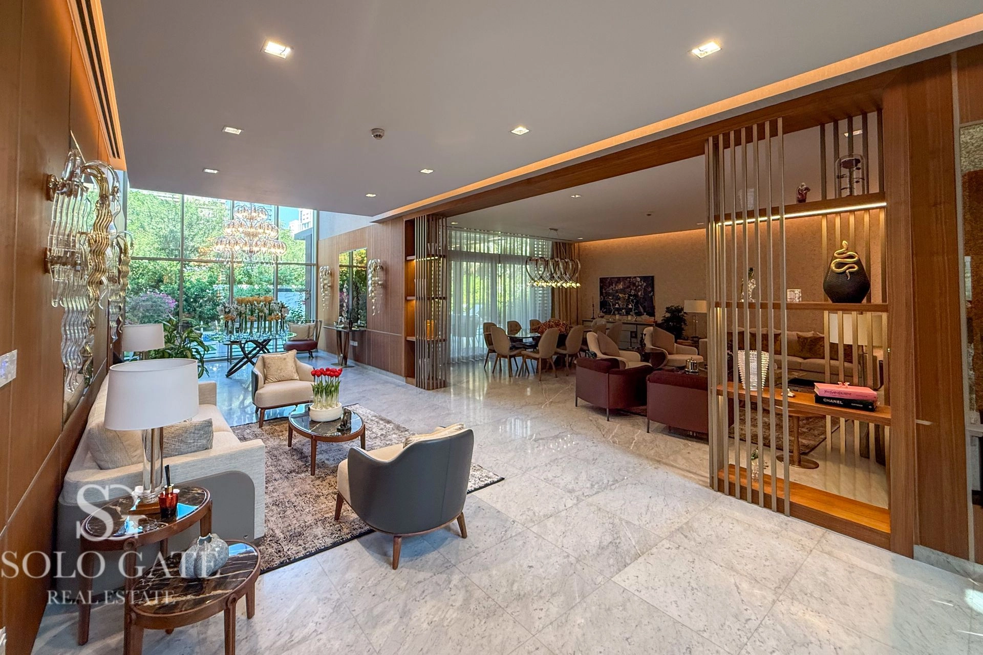 Style Contemporary | Gated Community | Resale