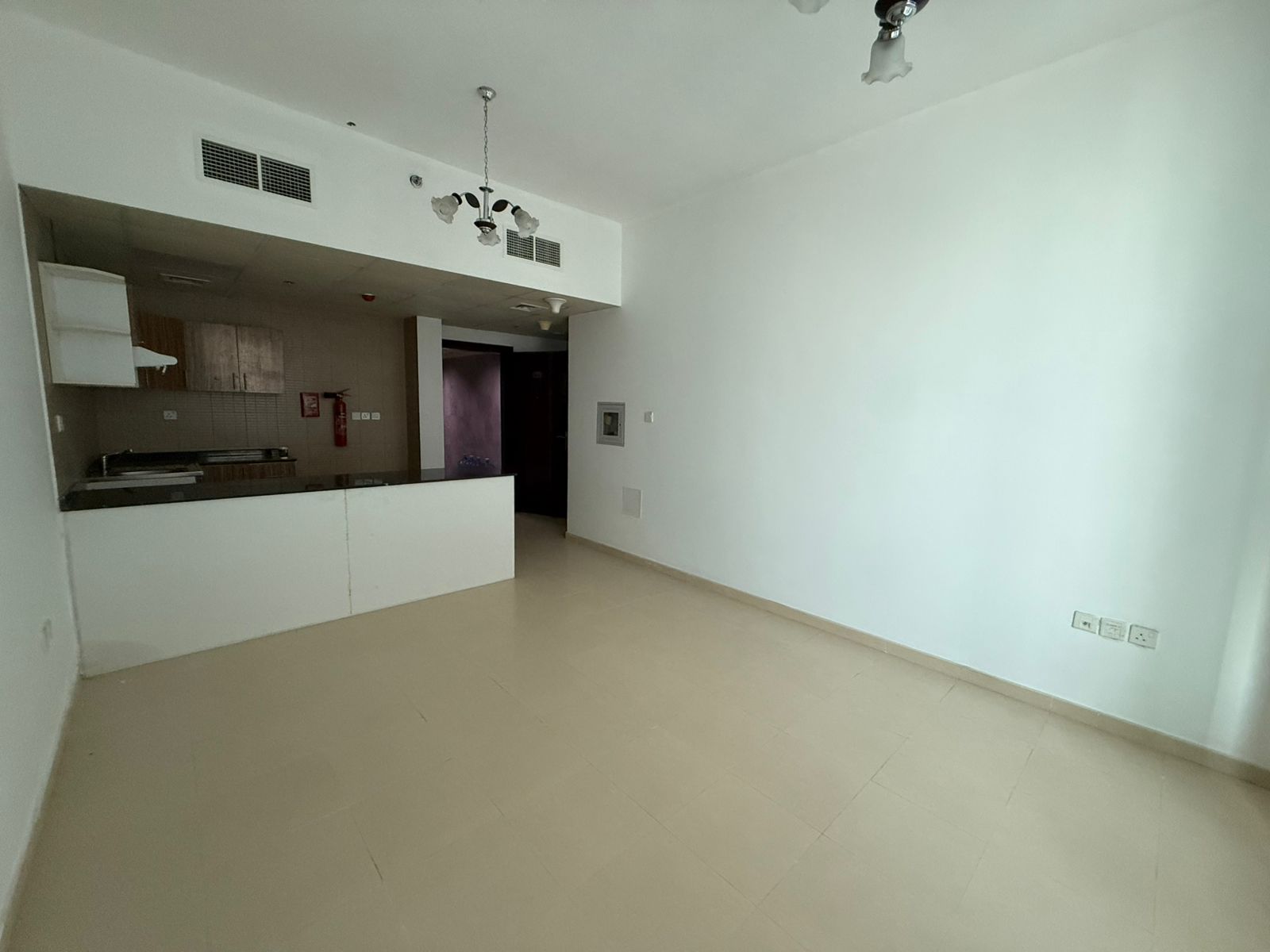 Own a spacious 1-bedroom apartment in City Towers with the lowest down payment and total price. Don’t miss out.