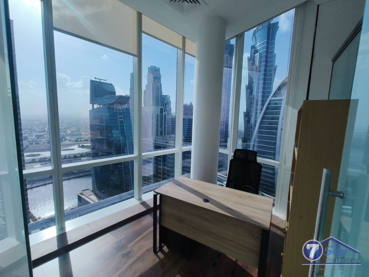 Iconic Tower I Furnished I Close to Metro