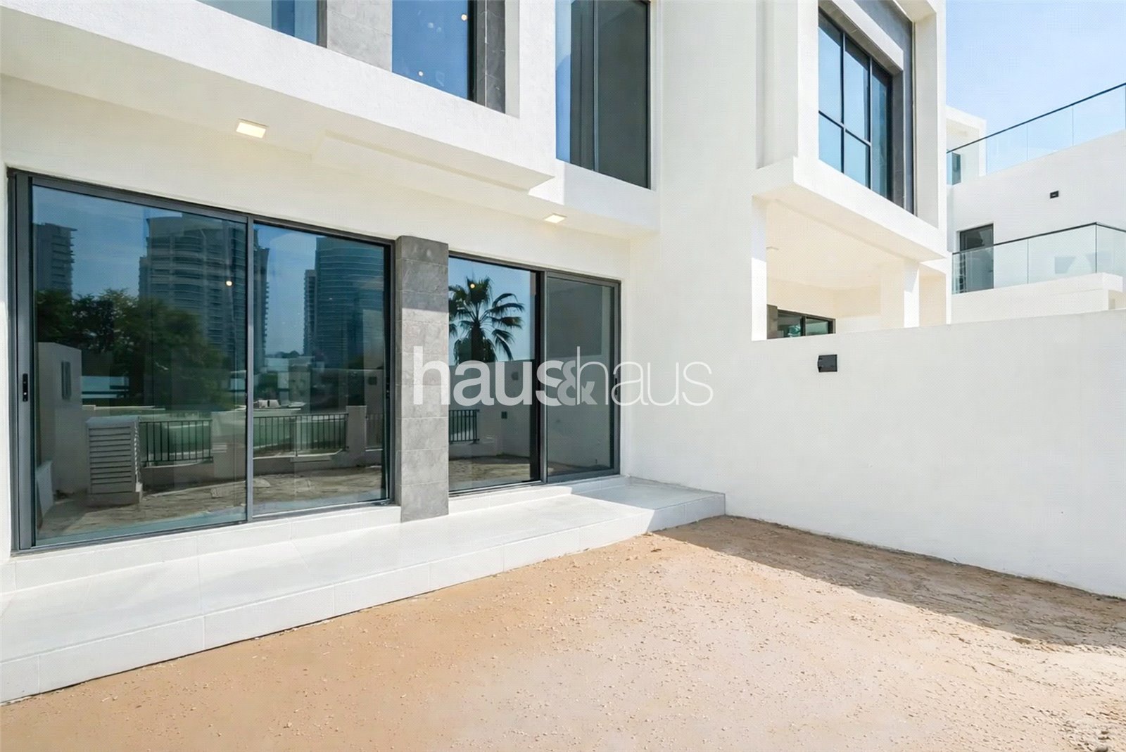 Newly Handed Over | Golf Views | Unfurnished