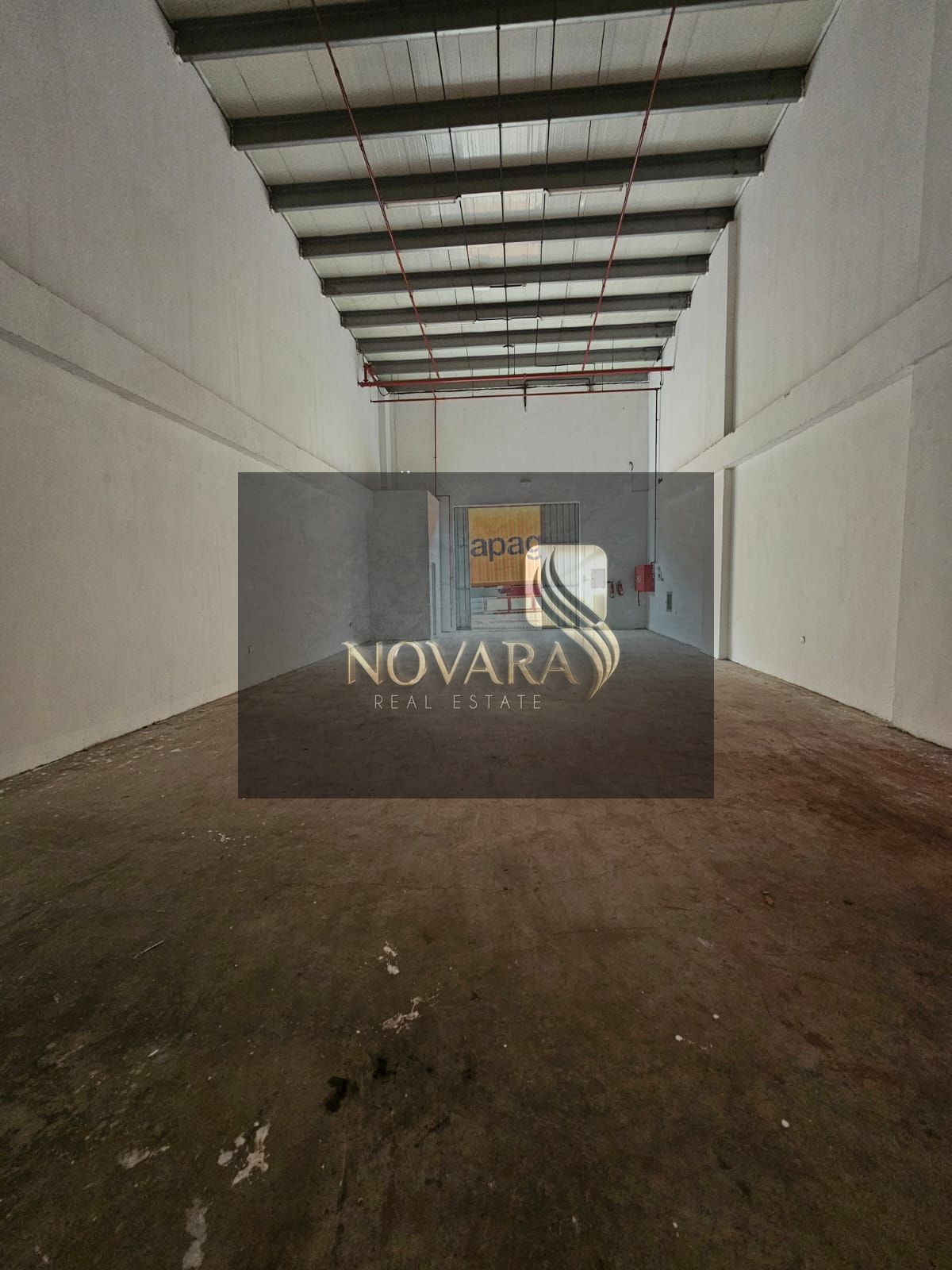 Warehouse for Annual Rent in Al Jurf Industrial 1 Ajman, 2200 Sq Ft, No Mezzanine, 3 Phase Power 25 kW, AED 95,000
