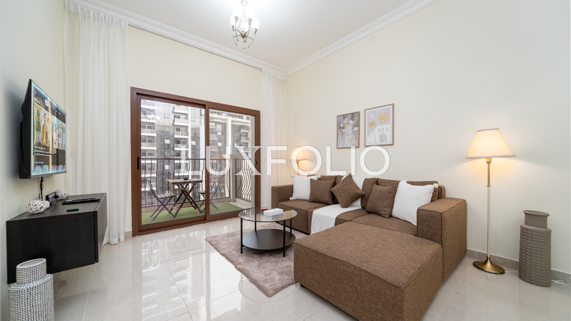 SPACIOUS 1 BR PLUS MAIDS OPP CIRCLE MALL AVAIL NOW