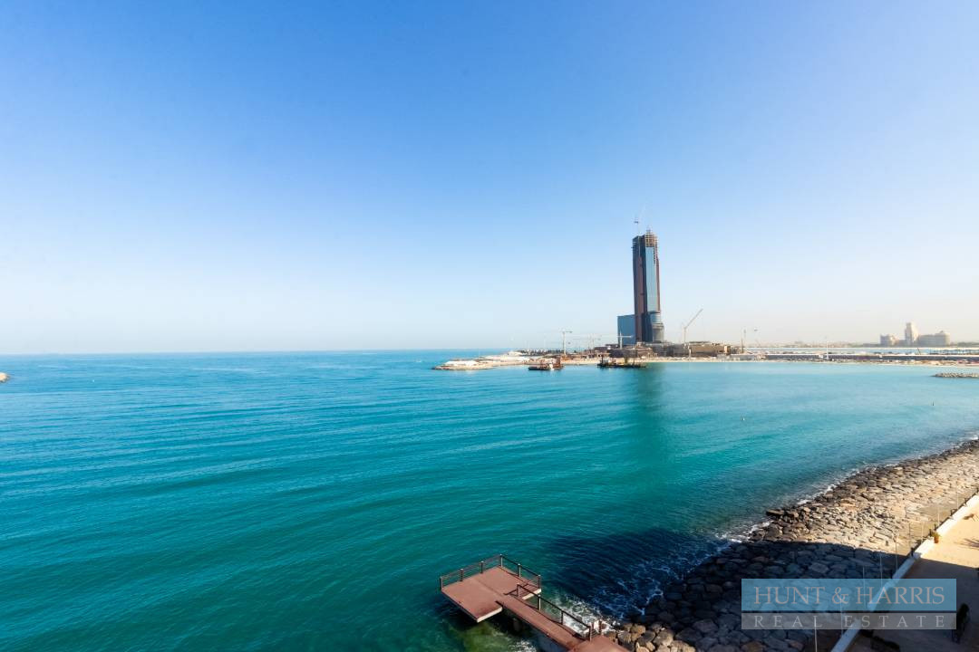 Three-Bedroom Hotel Apartment For Sale on Marjan Island - Casino View