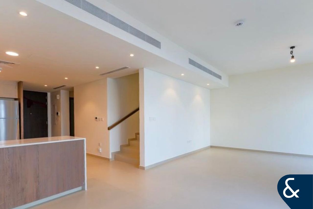 Near Pool and Park | Landscaped | Vacant