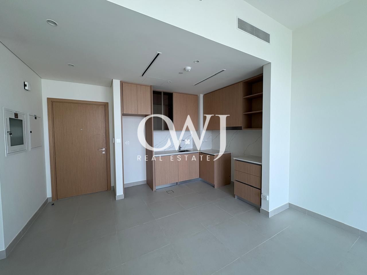 Brand New | Vacant | Villa View