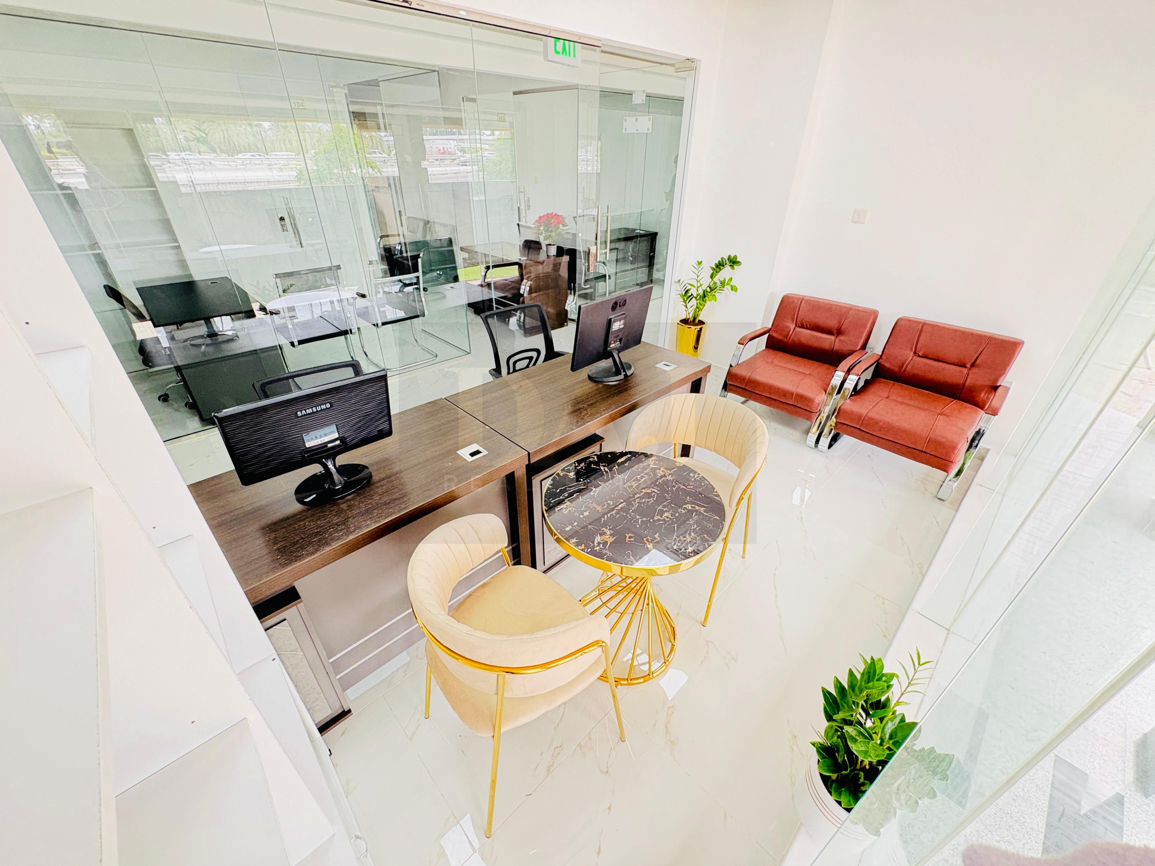 Beautiful Office |direct from Owner | Free utilities & No Commission