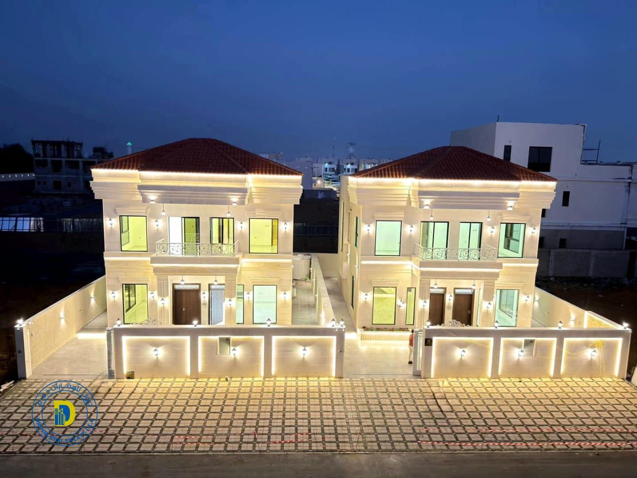 For sale: Classic villa, miniature palace, 4 bedrooms, in Al-Helio 2 area, on a main street, super deluxe finishing, freehold , bank financing.