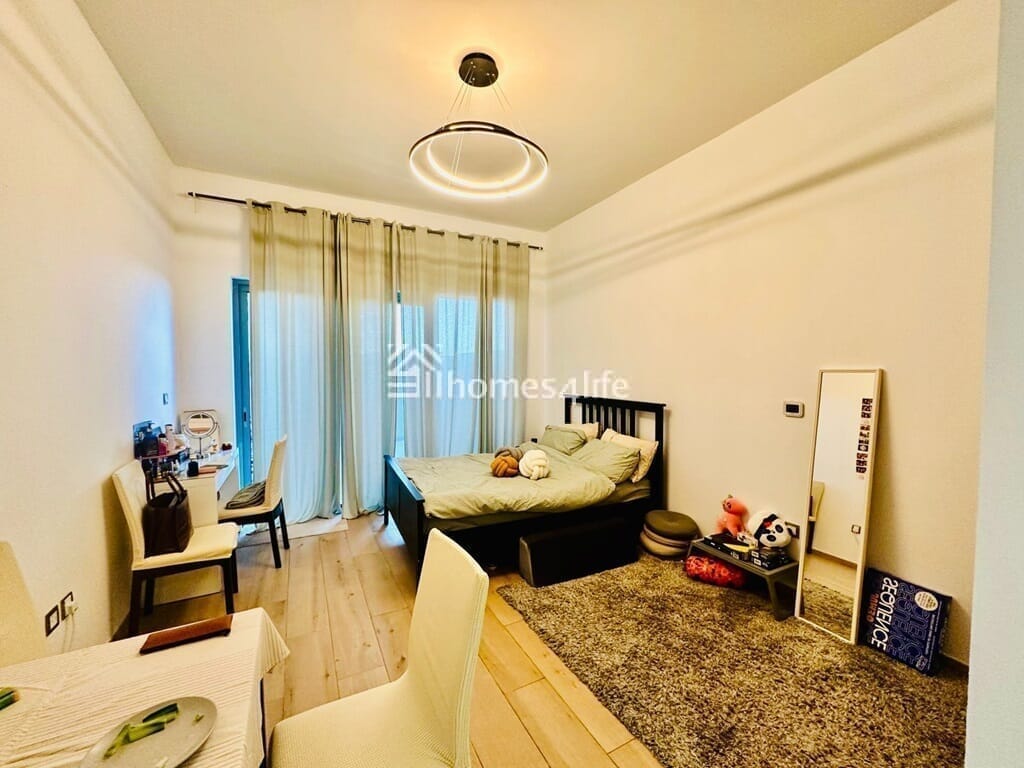 Largest Studio | Pool View | Next to Metro
