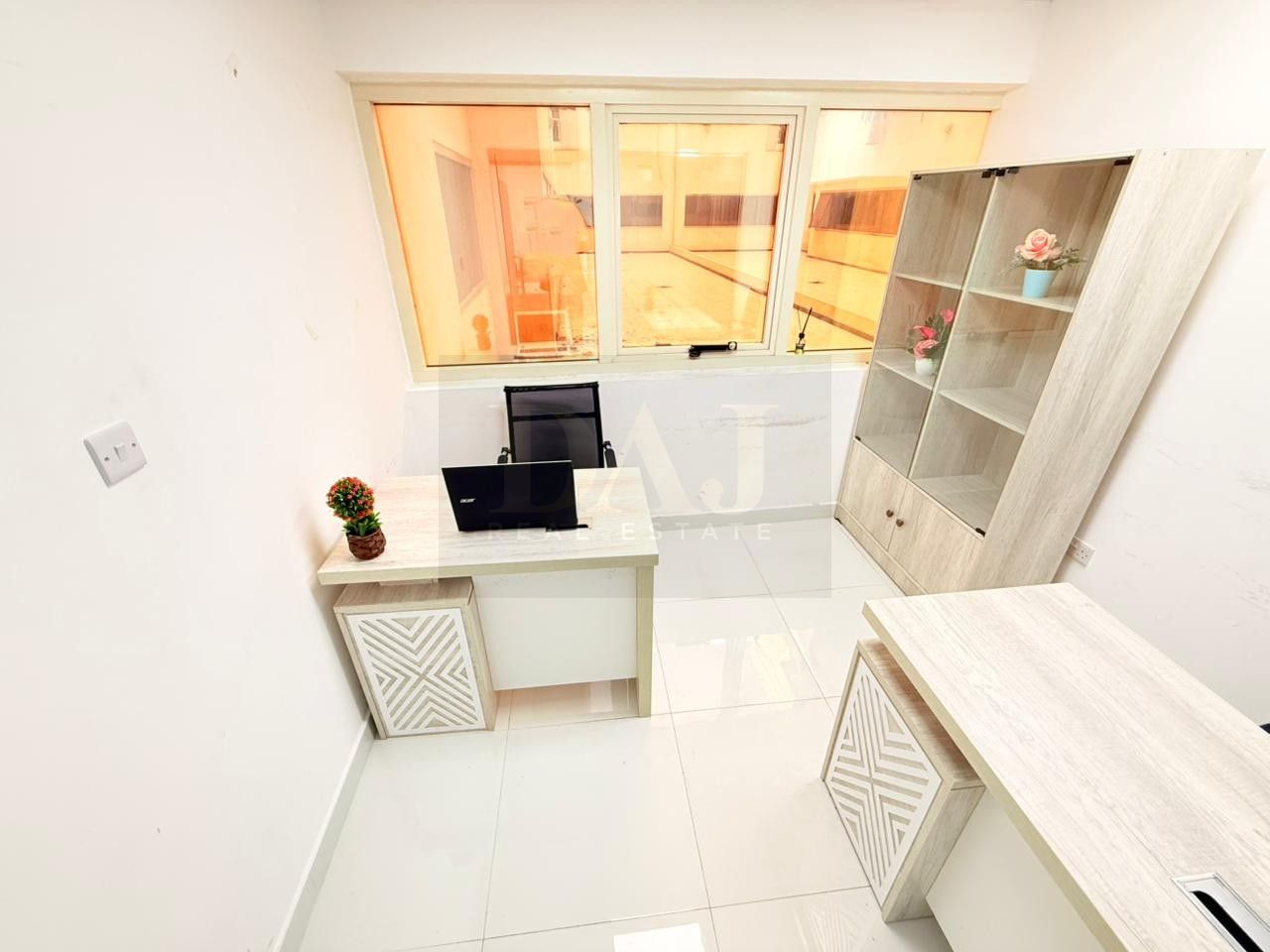 Offer For The Day!! Beautiful Office | Direct From Landlord | Near to Metro Station