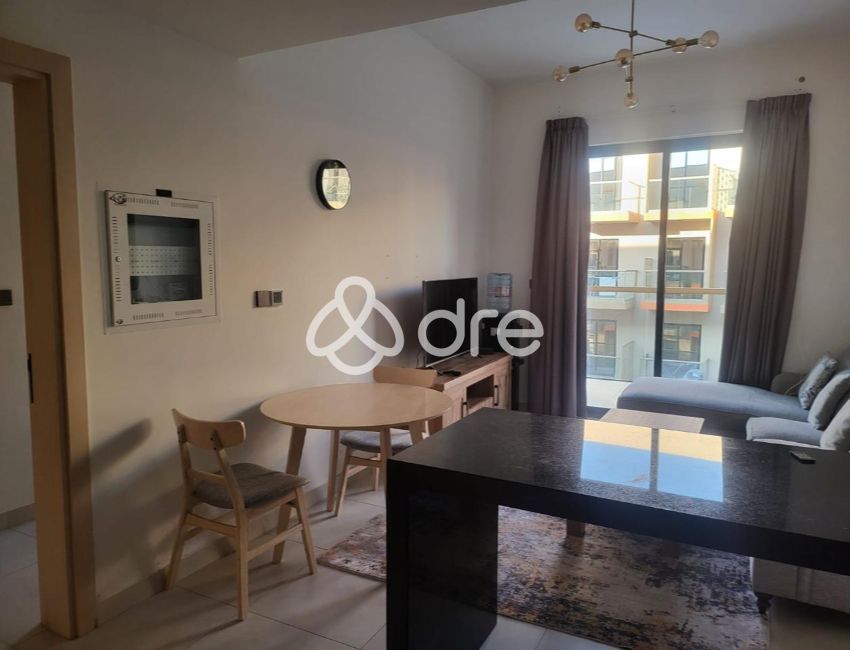 Stunning 1BR | Premium Amenities | Pool View