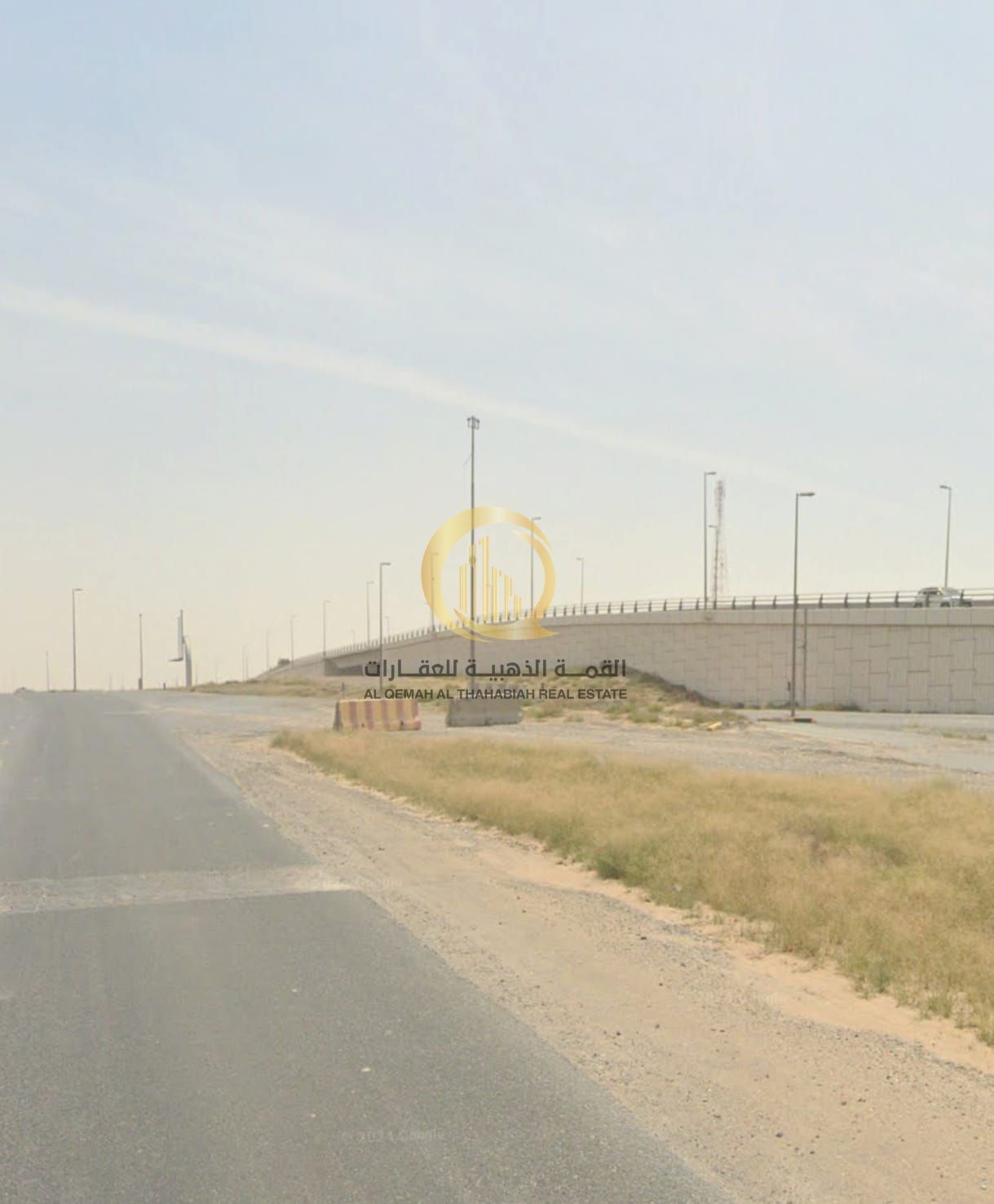Artificial land for sale, available for ownership by citizens and Gulf residents. Excellent location on a corner with streets of 60 and 27 meters.