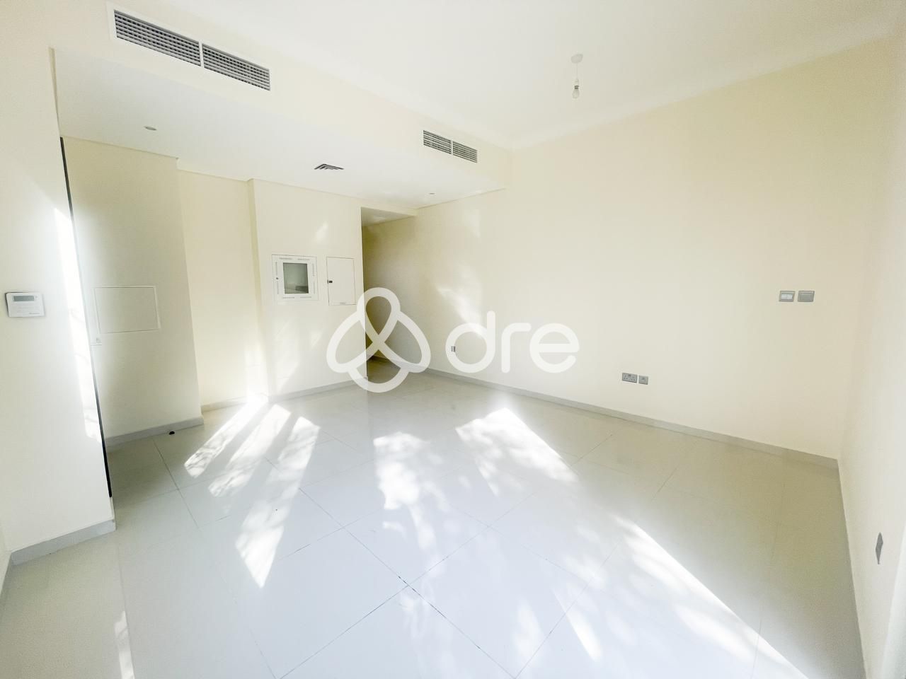 Spacious 3BR + Maid | R2EM | Corner Unit