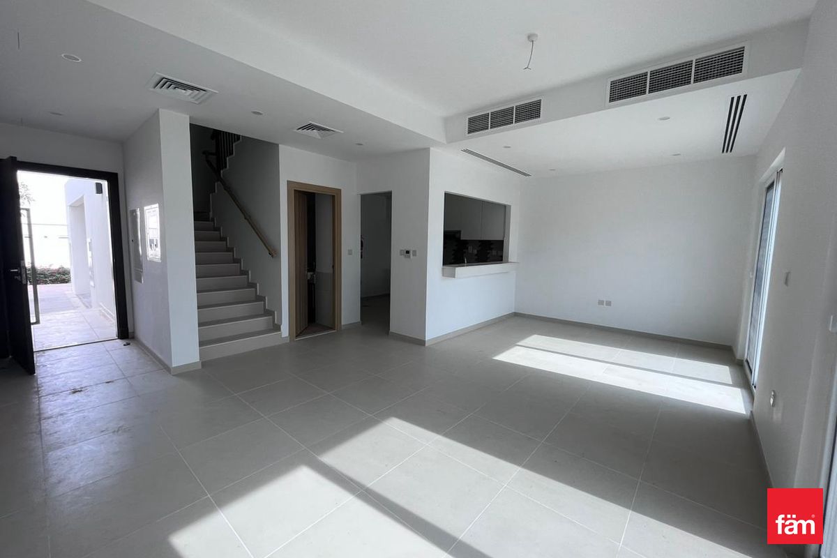 Close to Amenities | Upgraded | Ready unit