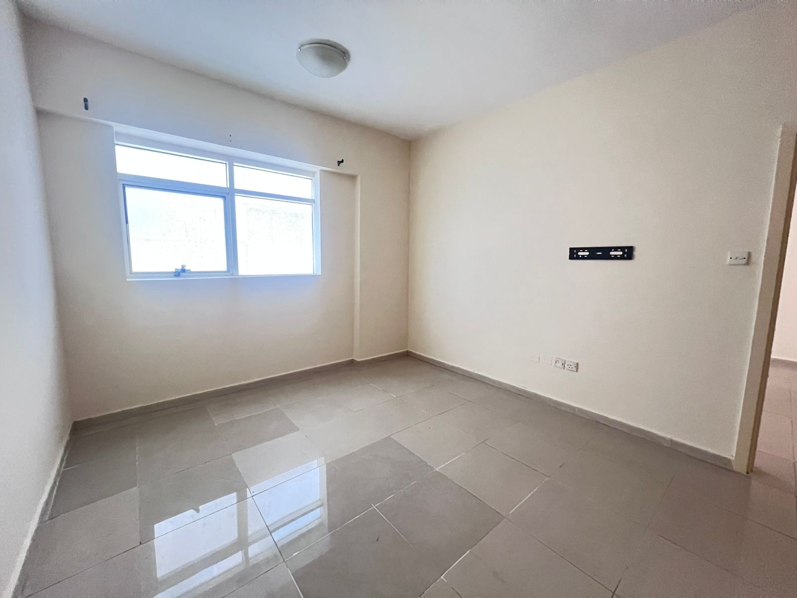 For Rent – 1 Bedroom + Living Room Apartment