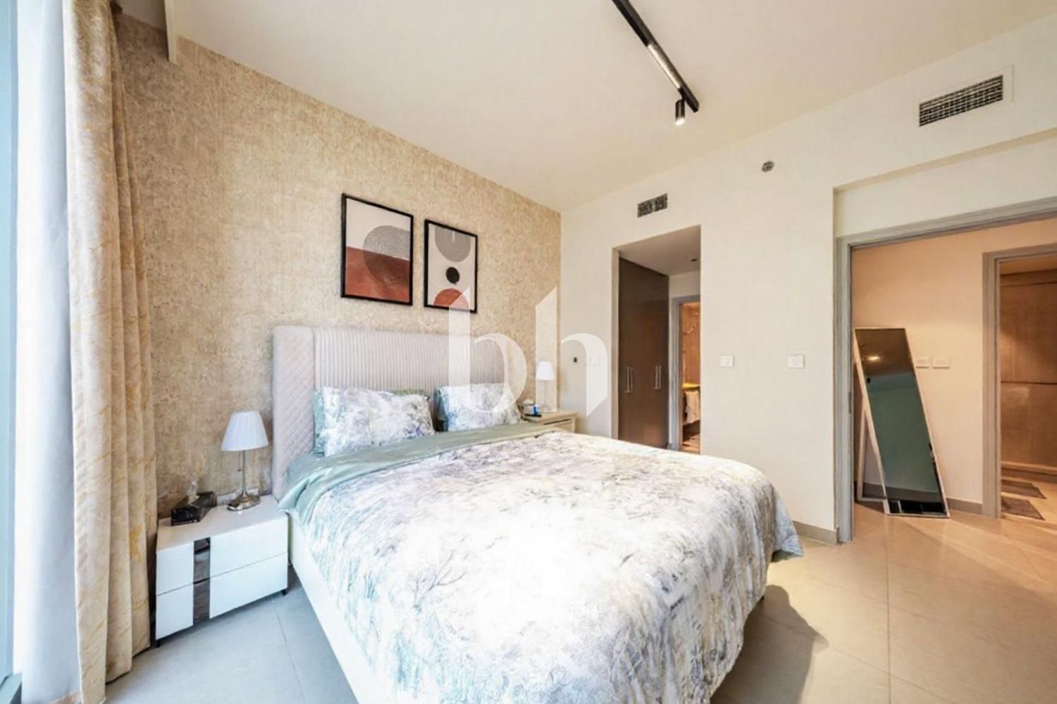 Mid Floor | Vacant | Furnished
