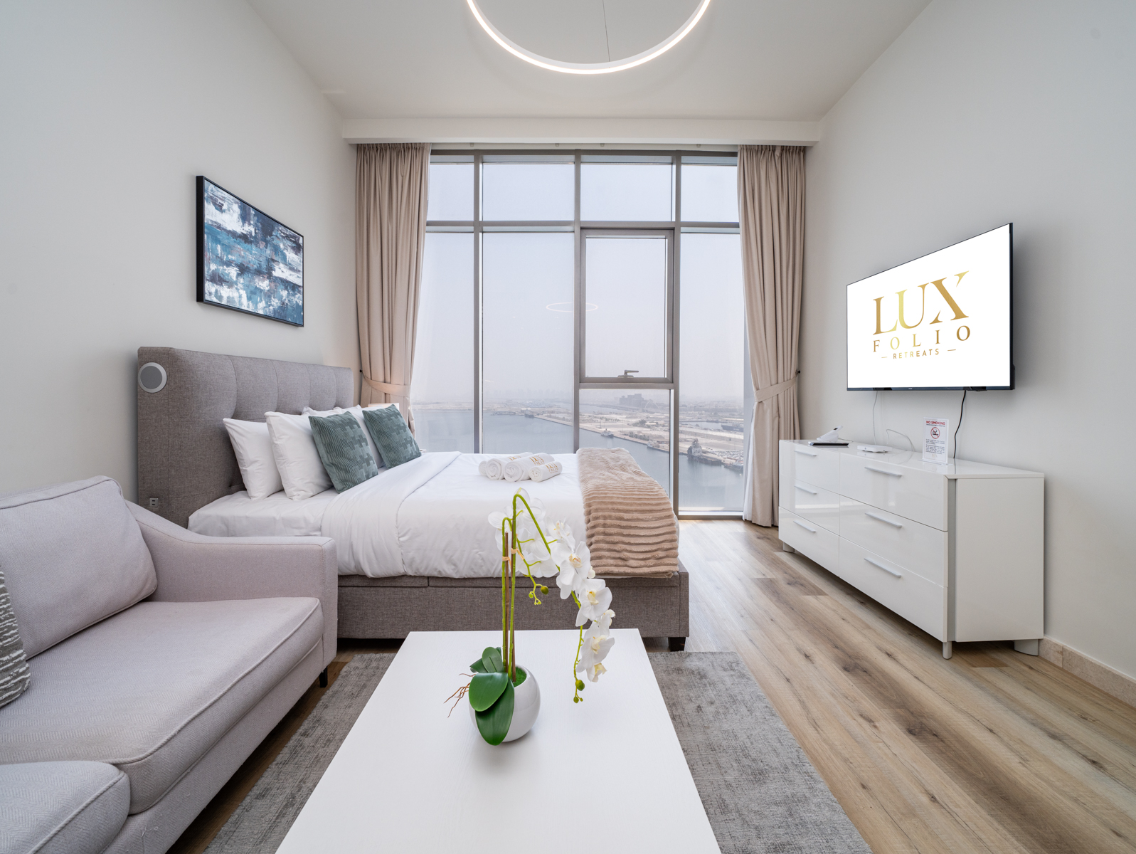 Luxfolio| CLASSY SEA VIEW STUDIO -AVAILABLE NOW