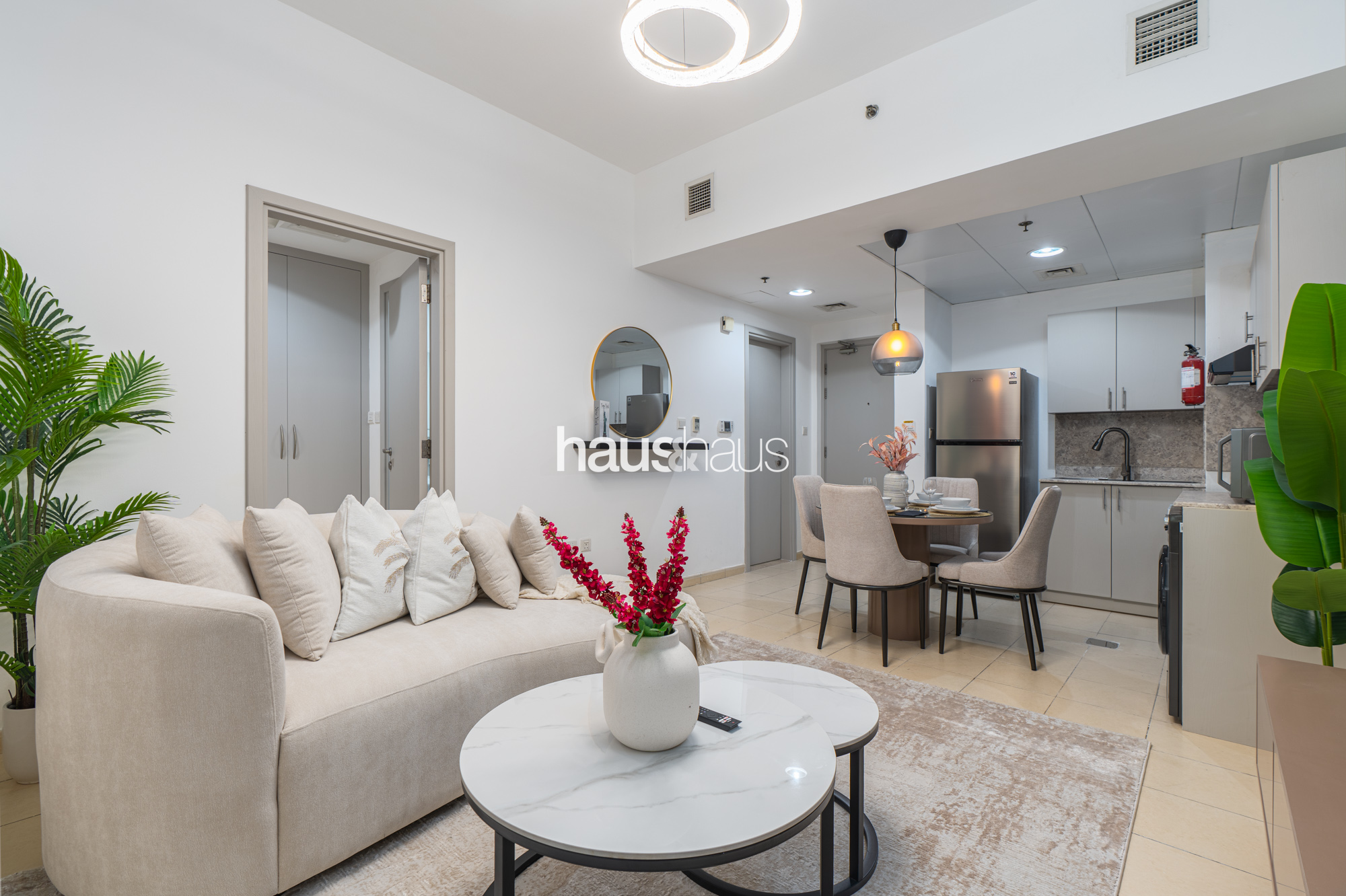 Newly Furnished | Well-connected | JVC