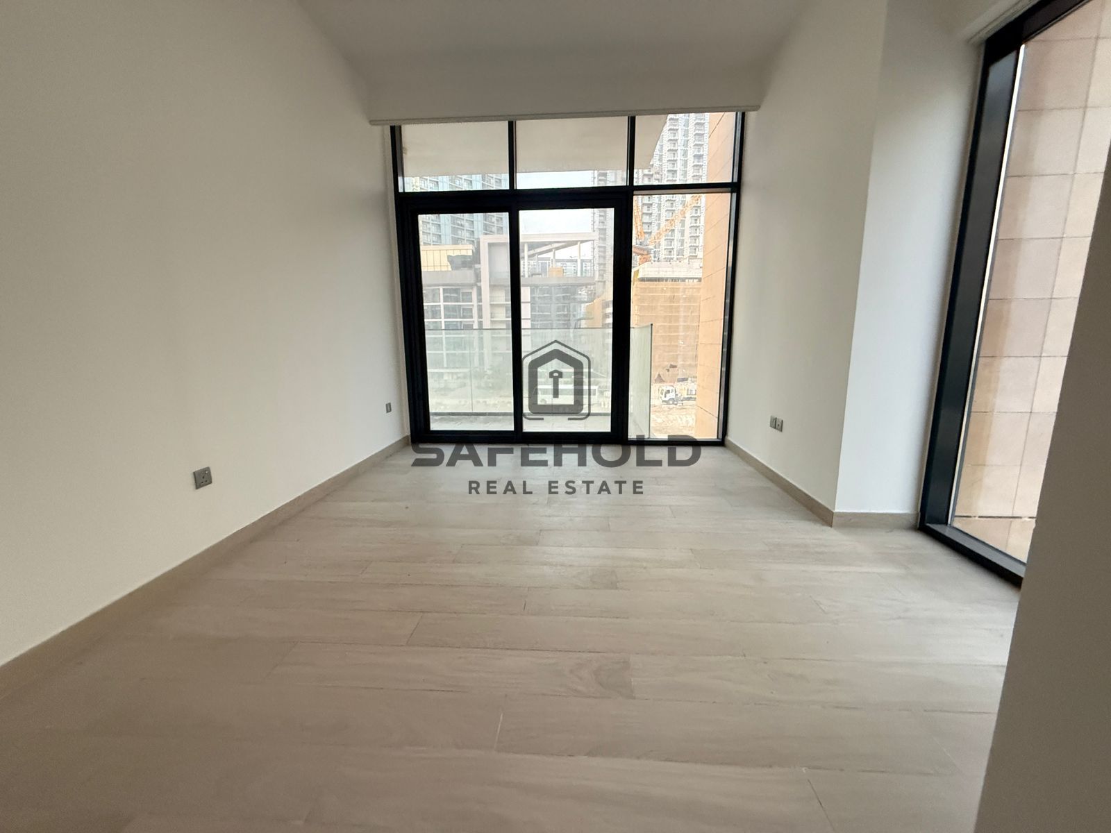 Prime 2-Bedroom Apartment | Chiller Free | Azizi Riviera