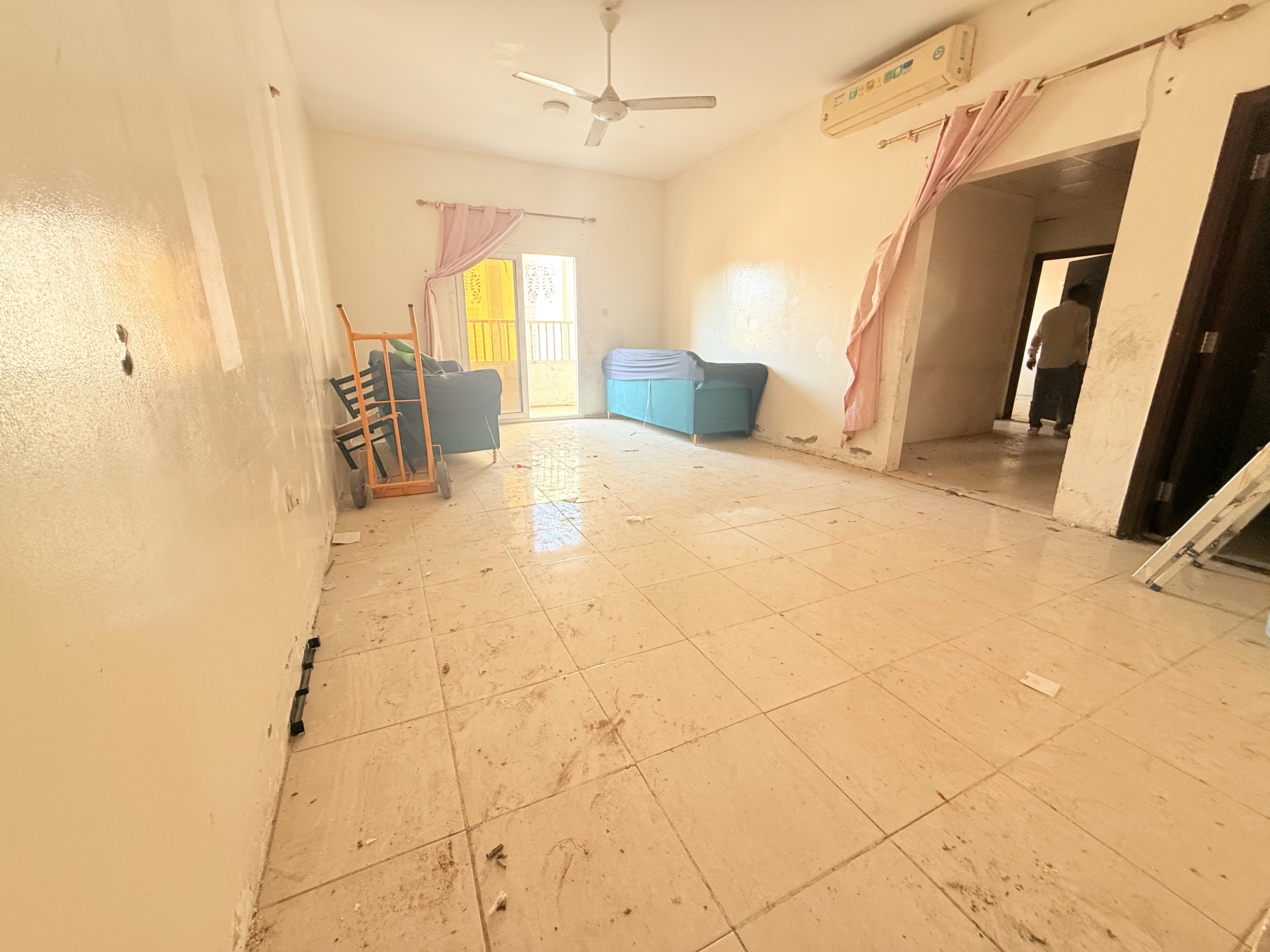 Levish 2bhk 2washroom close to safari mall Muwaileh Sharjah