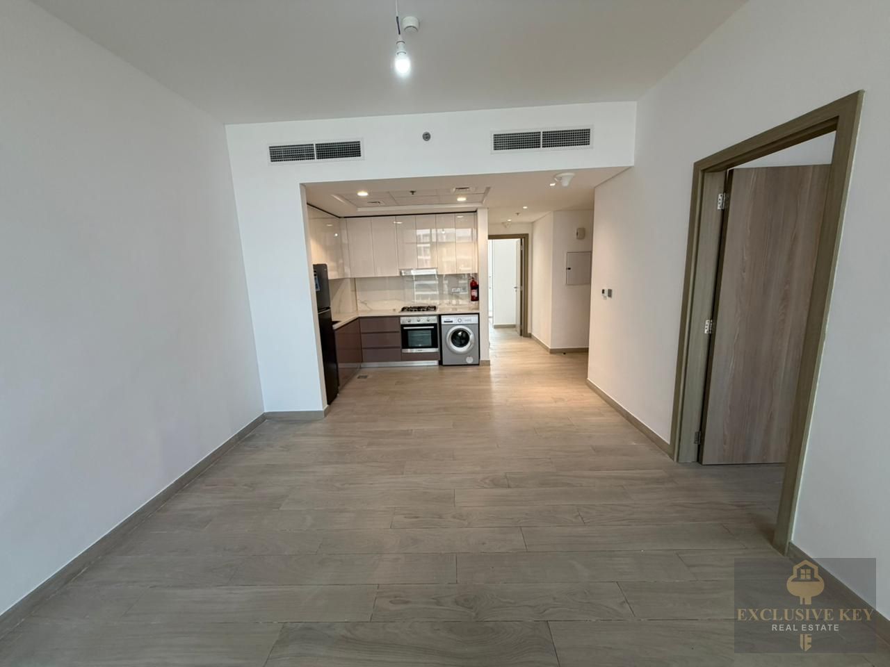 “Exclusive 2-Bedroom Apartment in Azizi Riviera with Stunning Lagoon Views”