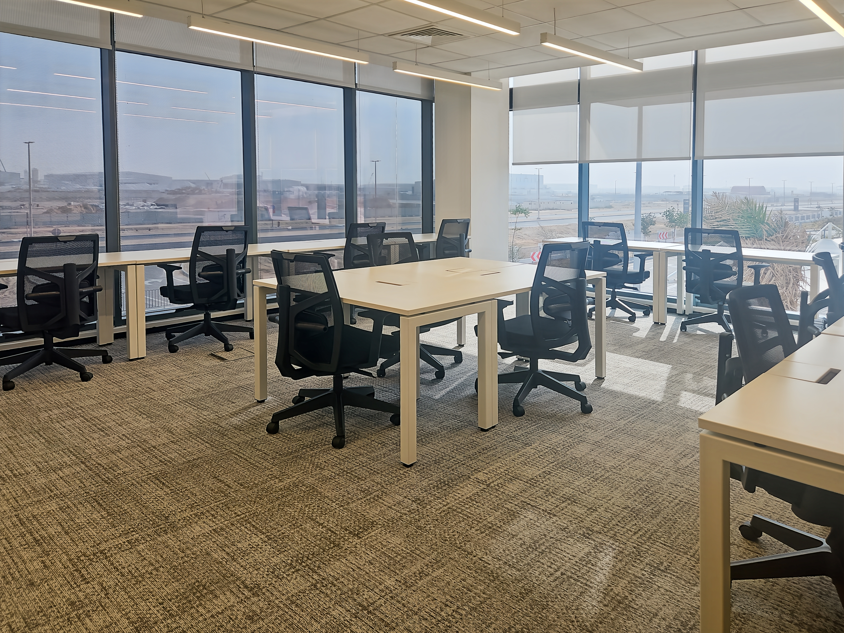 Fully furnished office space for rent in Abu Dhabi, Metal Park Dubai for 5 persons with everything taken care of