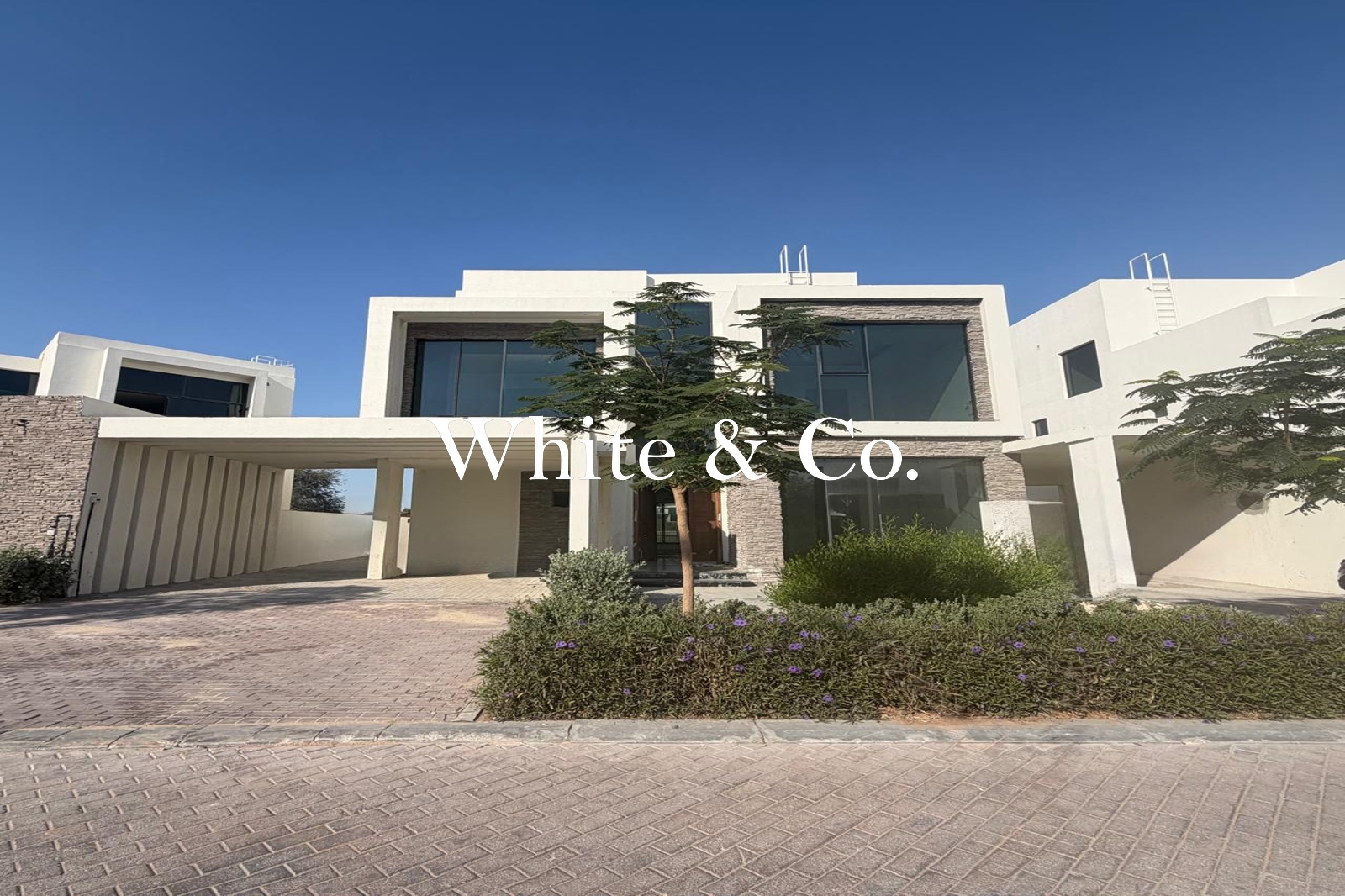 Full Golf View | Luxury Villa | Brand New