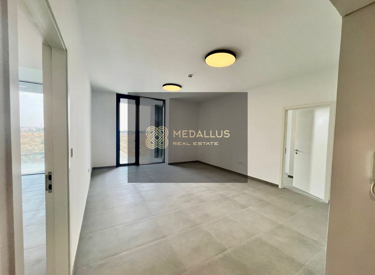 BEST PRICE SPACIOUS 2 BHK | READY | PRIME LOCATION | HEART OF SHARJAH |
