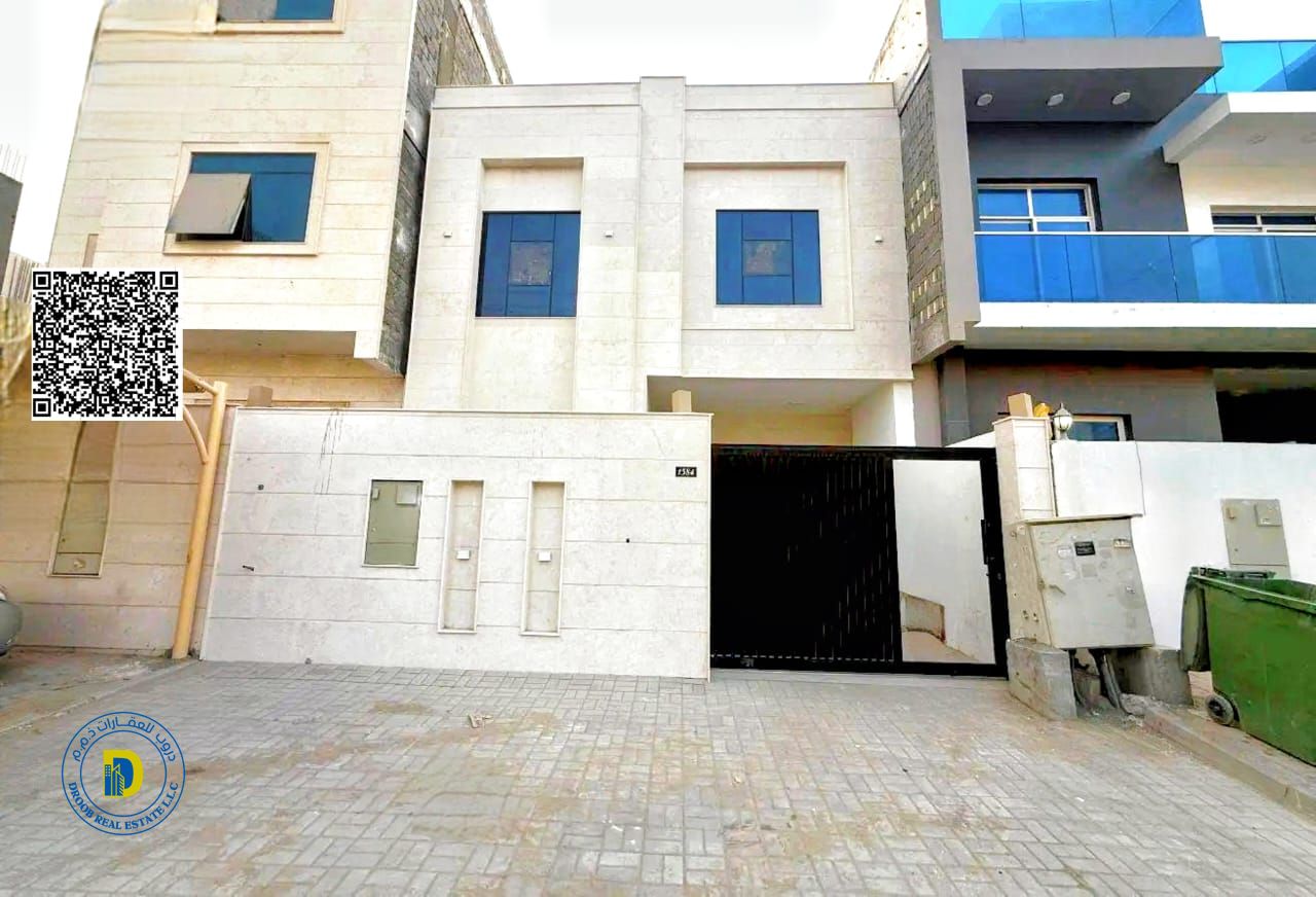 For sale: Unmissable opportunity at a fantastic price! 5-bedroom townhouse in Al Yasmin area. Bank financing available. Freehold