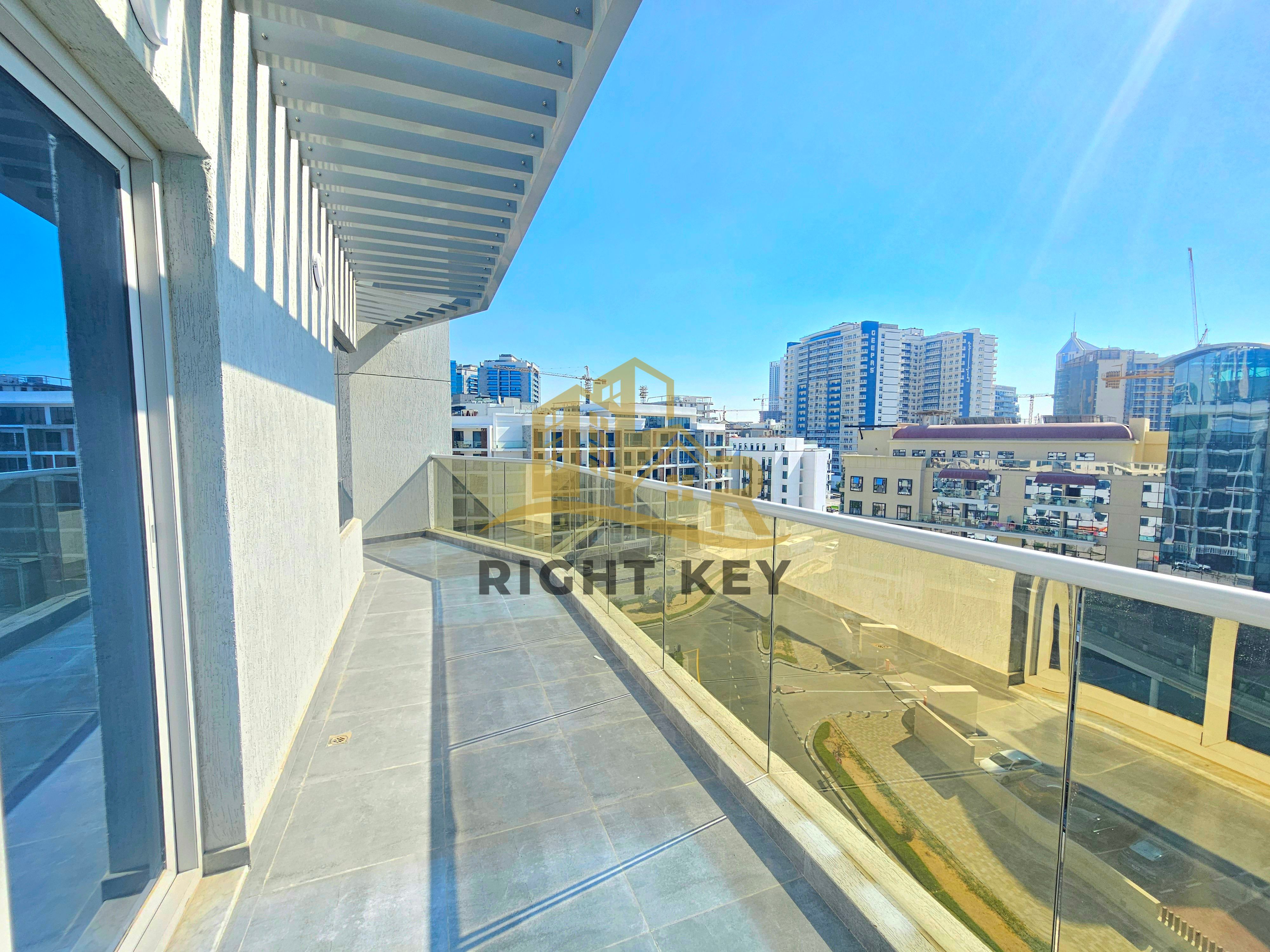 LAVISH / OPEN VIEW/ 2BHK /103K