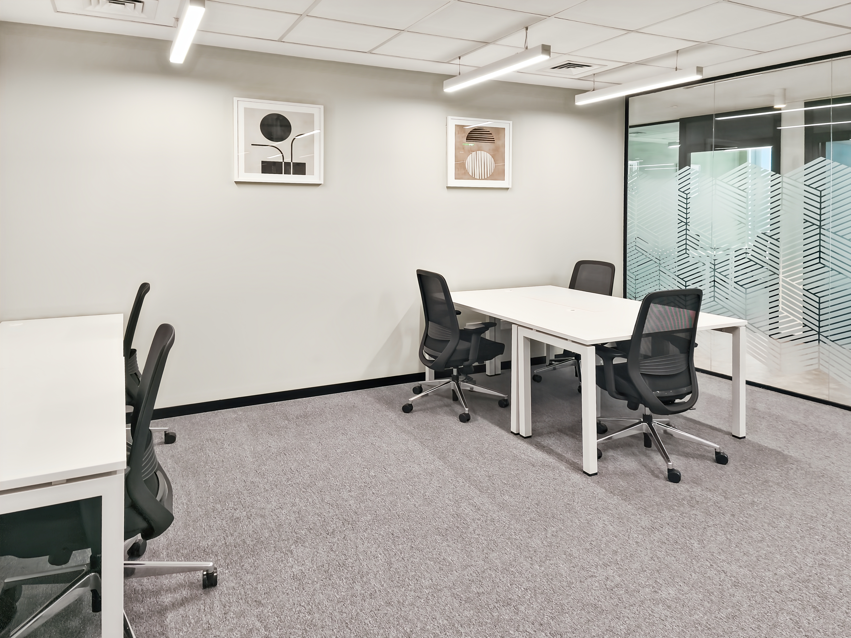Fully furnished office space for rent in Abu Dhabi, Addax Tower for 5 persons with everything taken care of