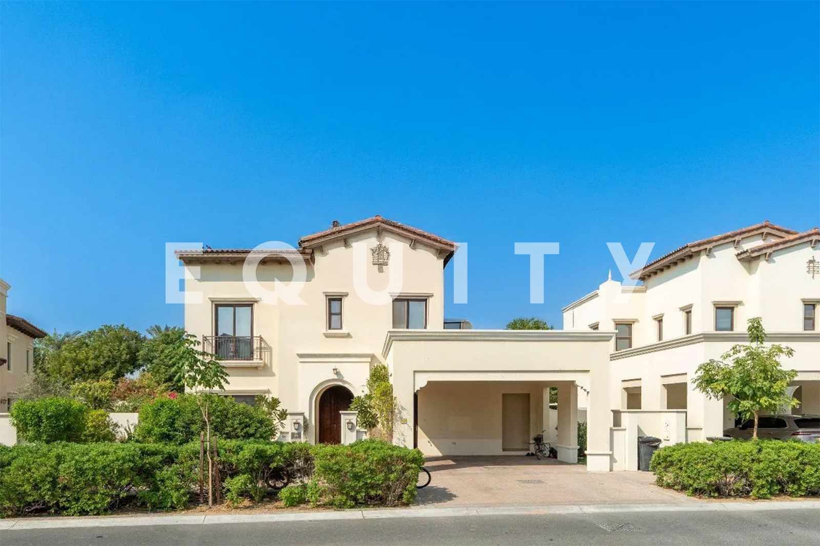 Single Row | Vacant | Prime Rosa Location