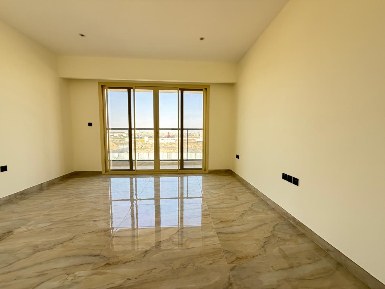 Luxury Apartment 2bedroom with Balcony and 3Washroom Just in 75k