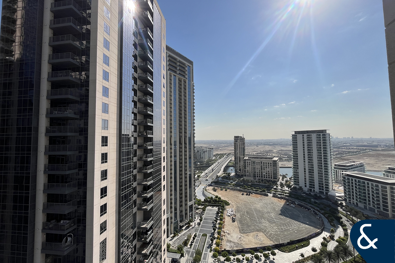 Vacant | Unfurnished | High Floor | Upgraded
