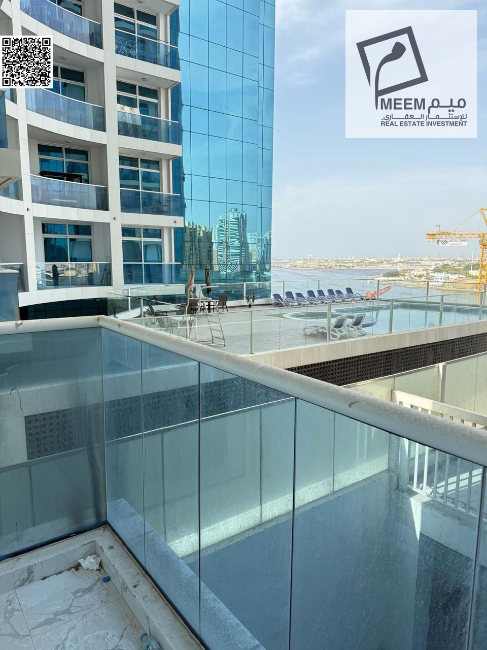 For sale: A distinctive apartment, ready for immediate occupancy, at an excellent price and in a prime location. Freehold ownership available to all n