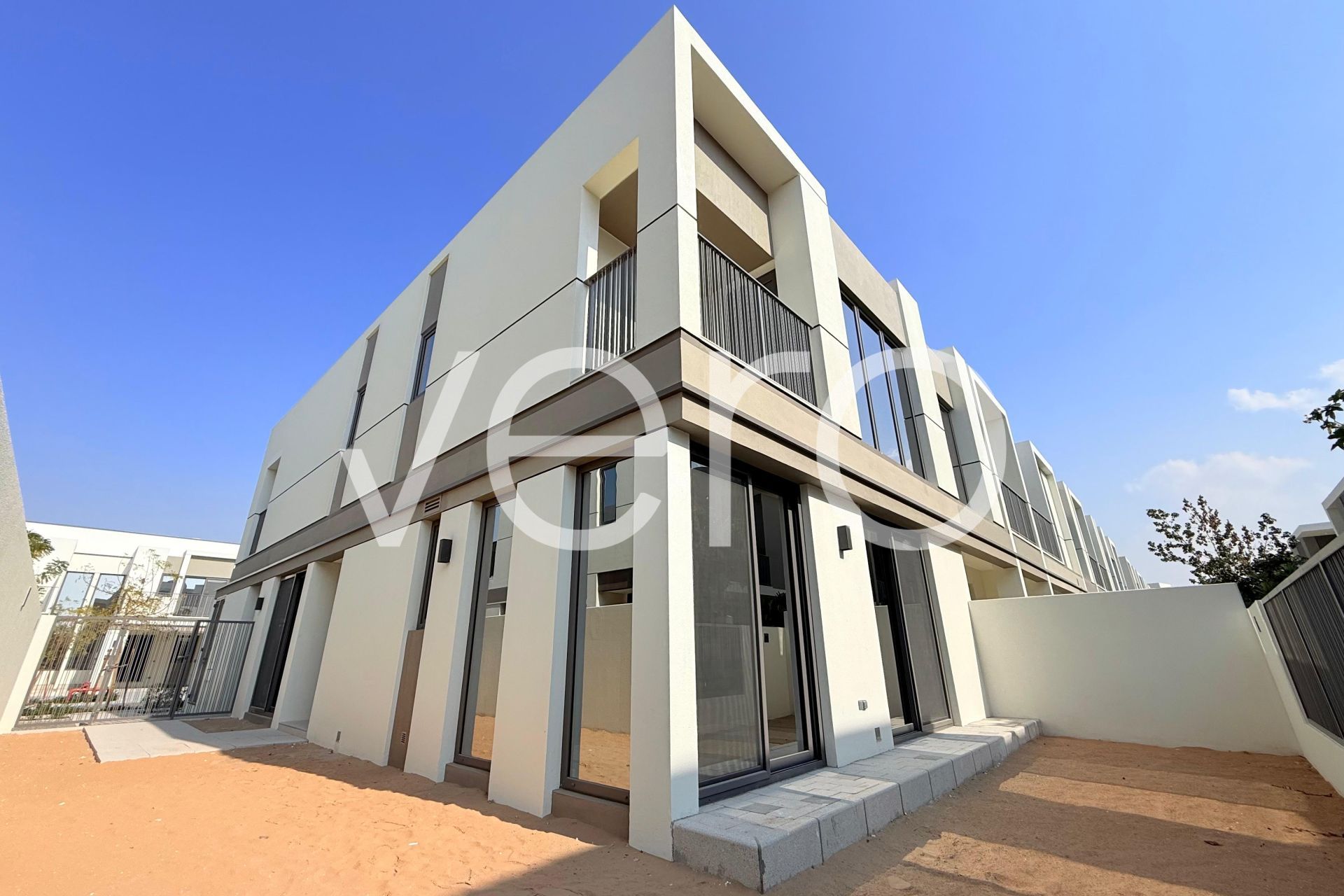 Vacant | Back2Back | Close to Amenities