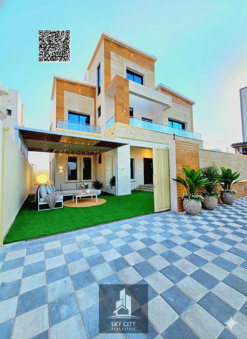 Villa for sale in a very prime location with water, electricity, and air conditioning.