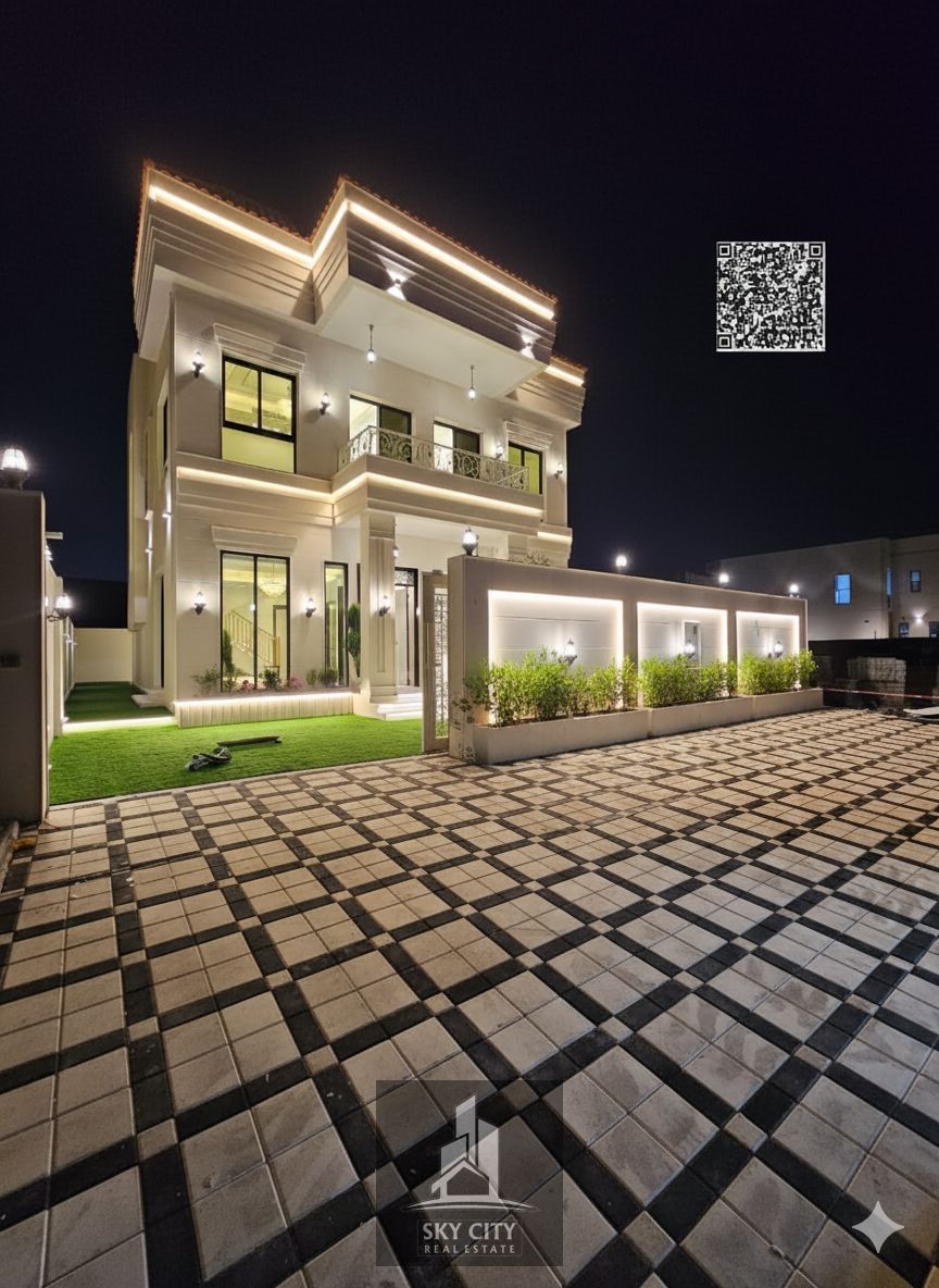 Beautiful villa with a small garden, 4 bedrooms, at a special price