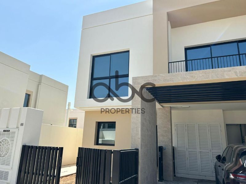 First User | Luxurious 4BR+M | Ideal Location