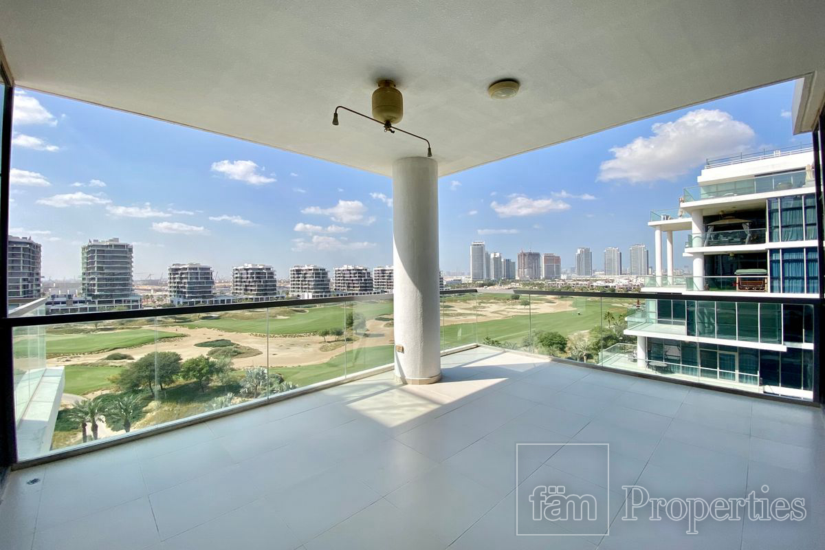 Golf View | Vacant and Ready | + Maid + Storage