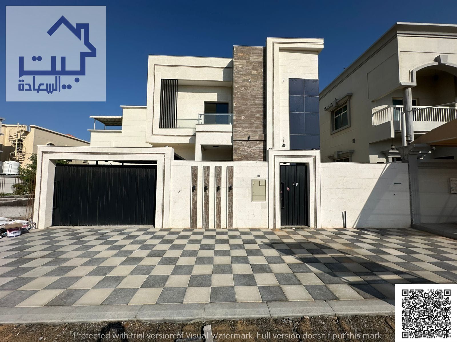 Luxury villa for rent, first occupant, located in Al Yasmeen. Exceptional location near mosque and services, quiet area with easy access to all essent