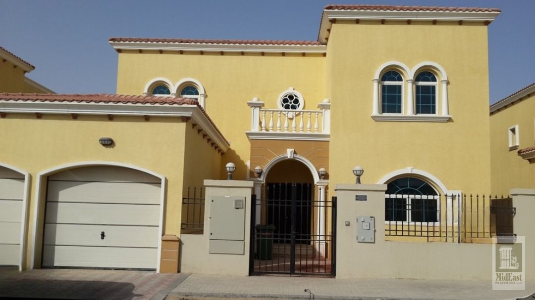 SPACIOUS 4BR+MAID UPGRADED VILLA LARGE PLOT