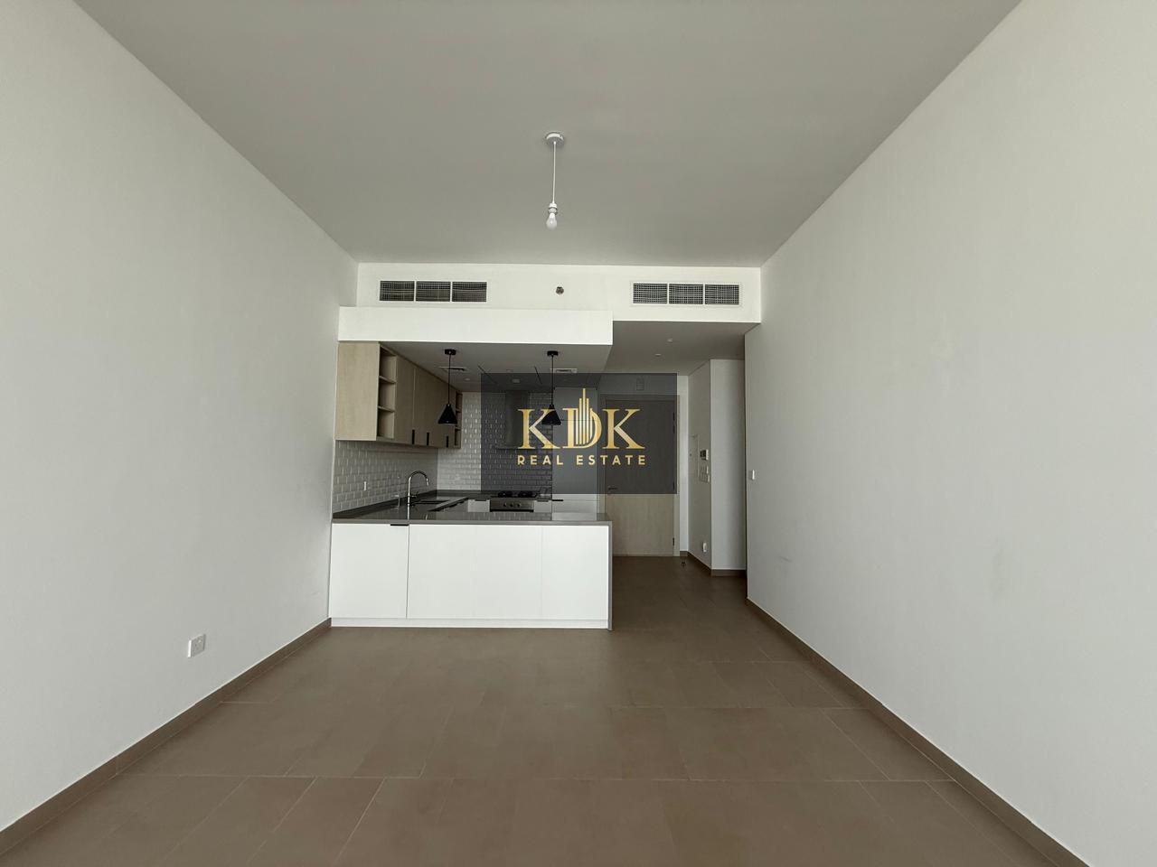 Road facing | Fitted Kitchen | Call Now