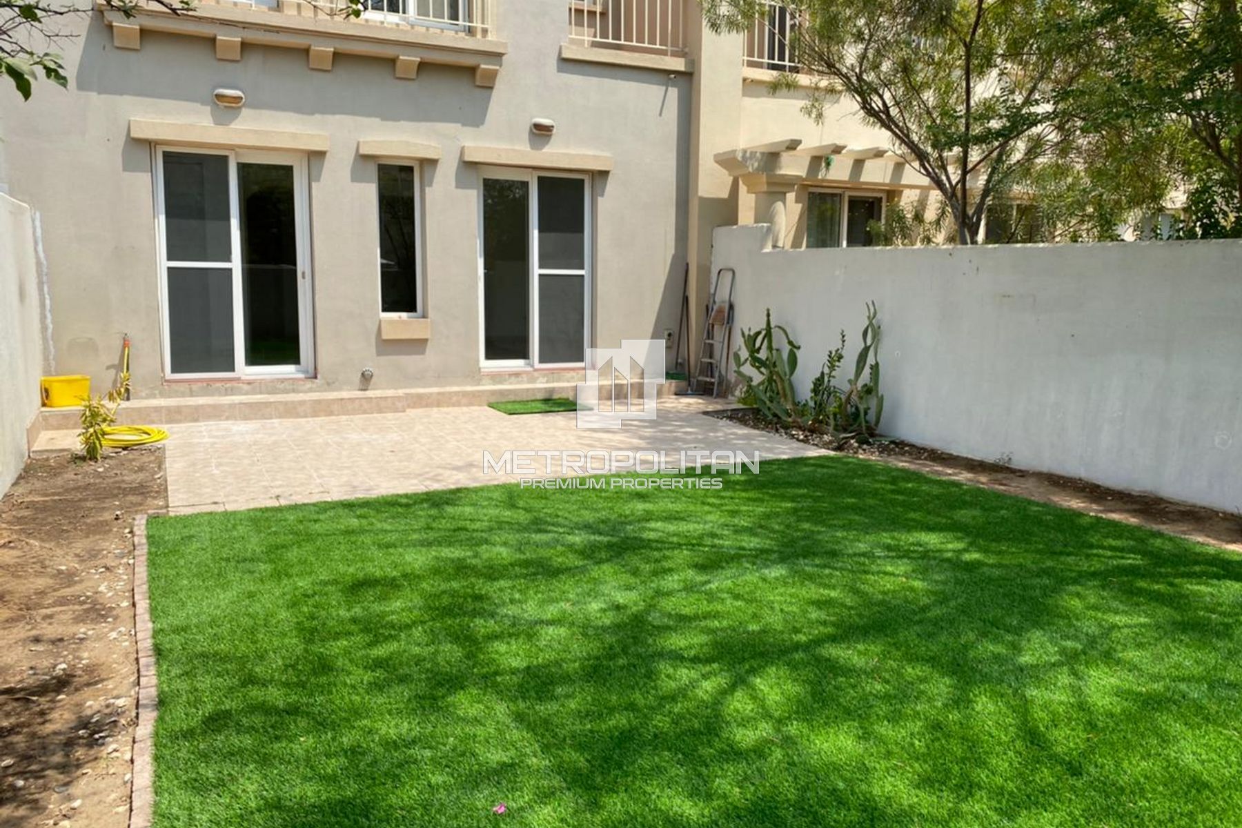Springs 15 | 4M | 2BR | Study | Back to Back