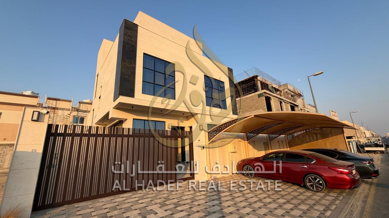 Luxury Villa for Sale in Al Hoshi – Prime Location with Spacious Plot