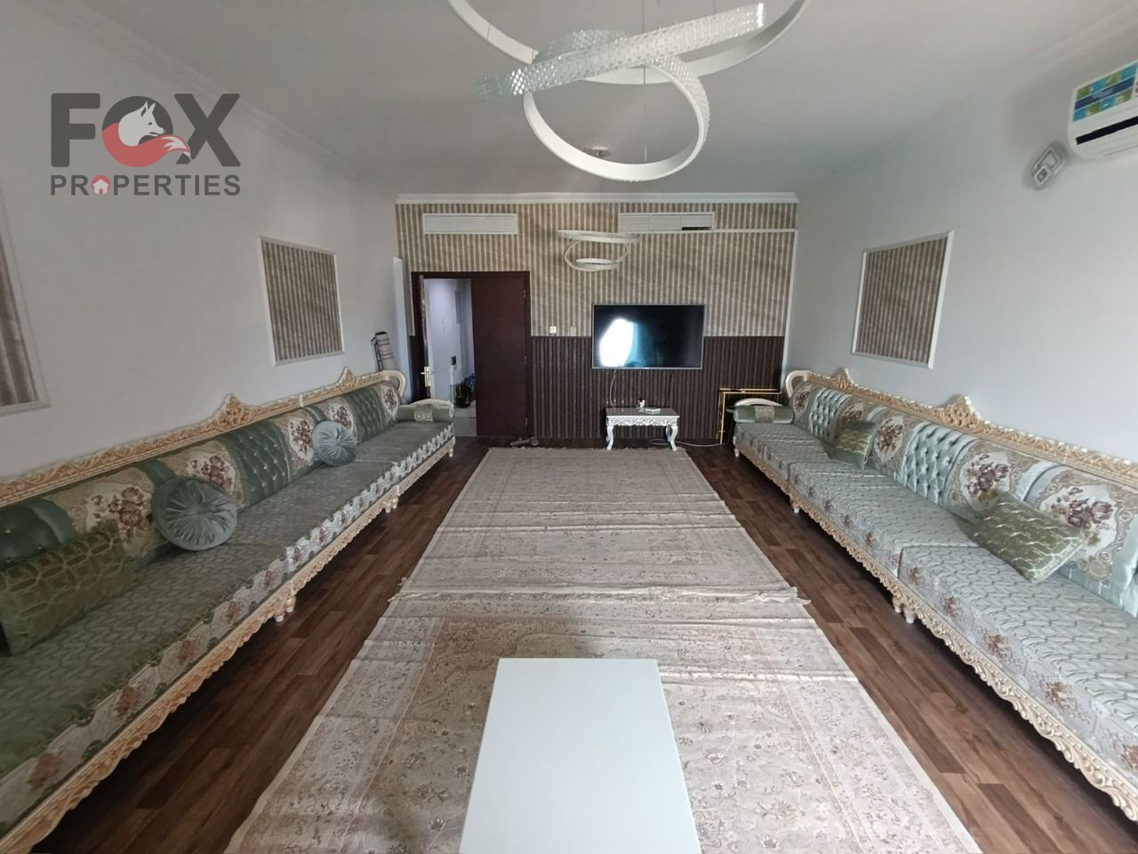 Luxury apartment with 3 bedrooms and a living room | With a maid's room | Full sea view | Services in the tower