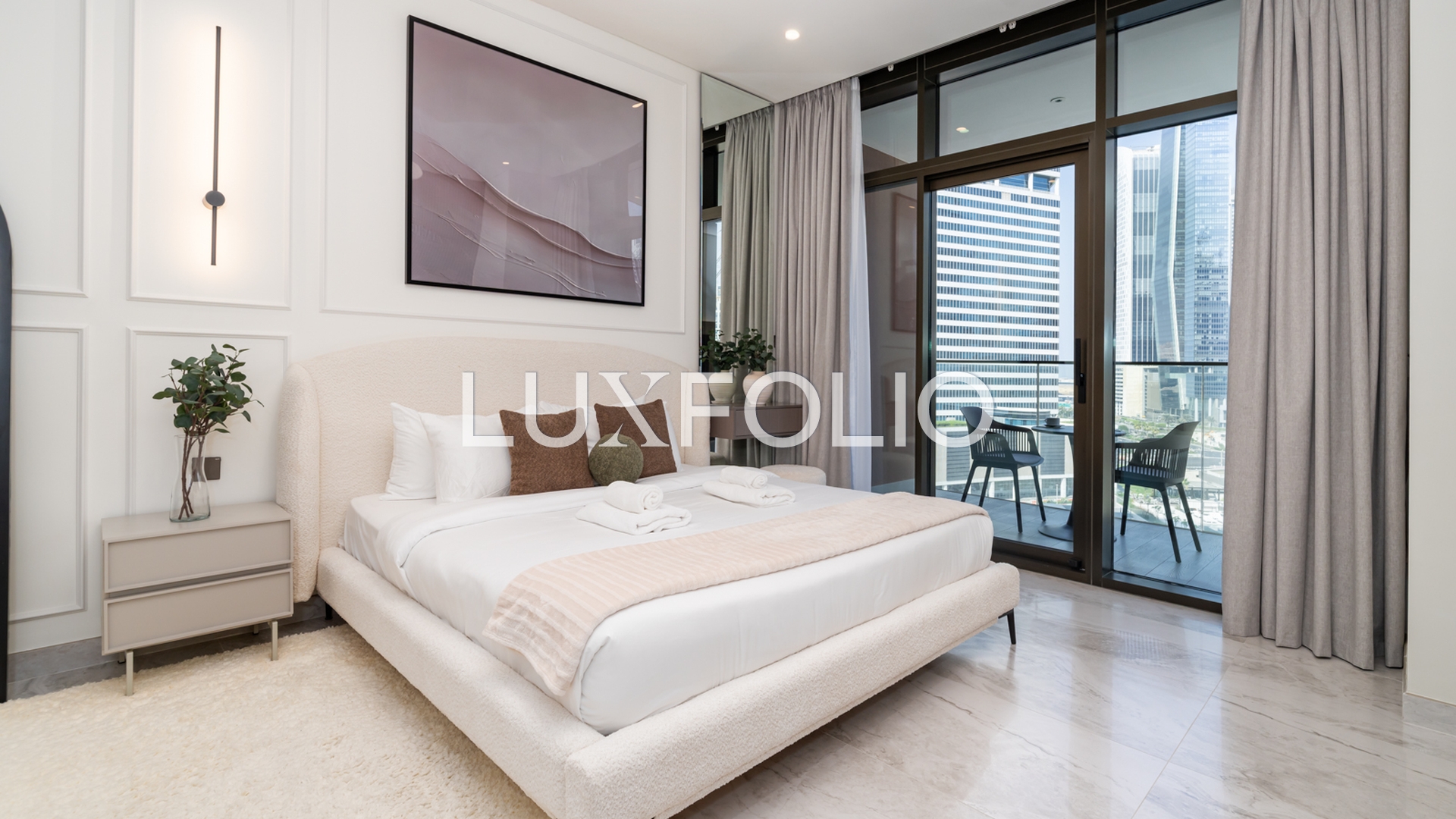 Peninsula Five Luxurious Business Bay Studio