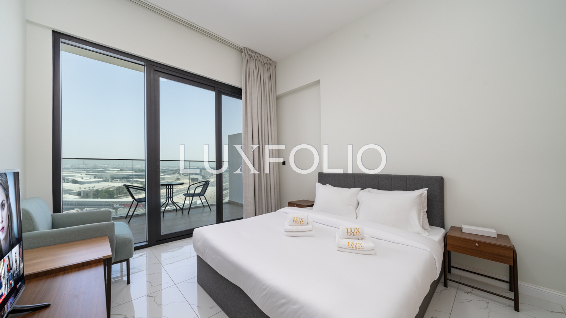 Contemporary Studio Getaway in Jebel Ali