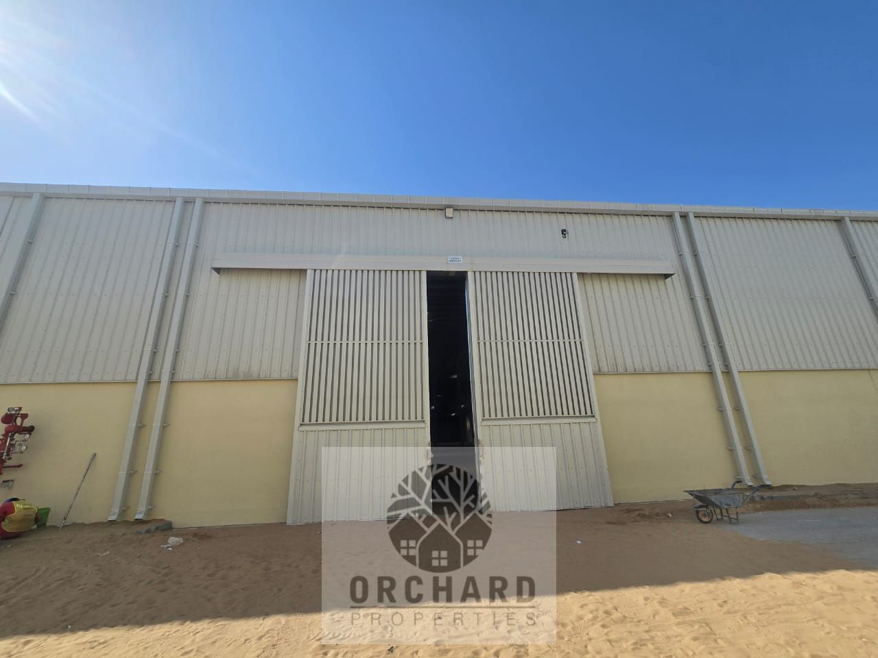 "Large Warehouse for Rent | 95,207.58Sqft | 35kW | AED 2,856,227.4/yr - Umm Al Quwain Emirates Modern Industrial Area