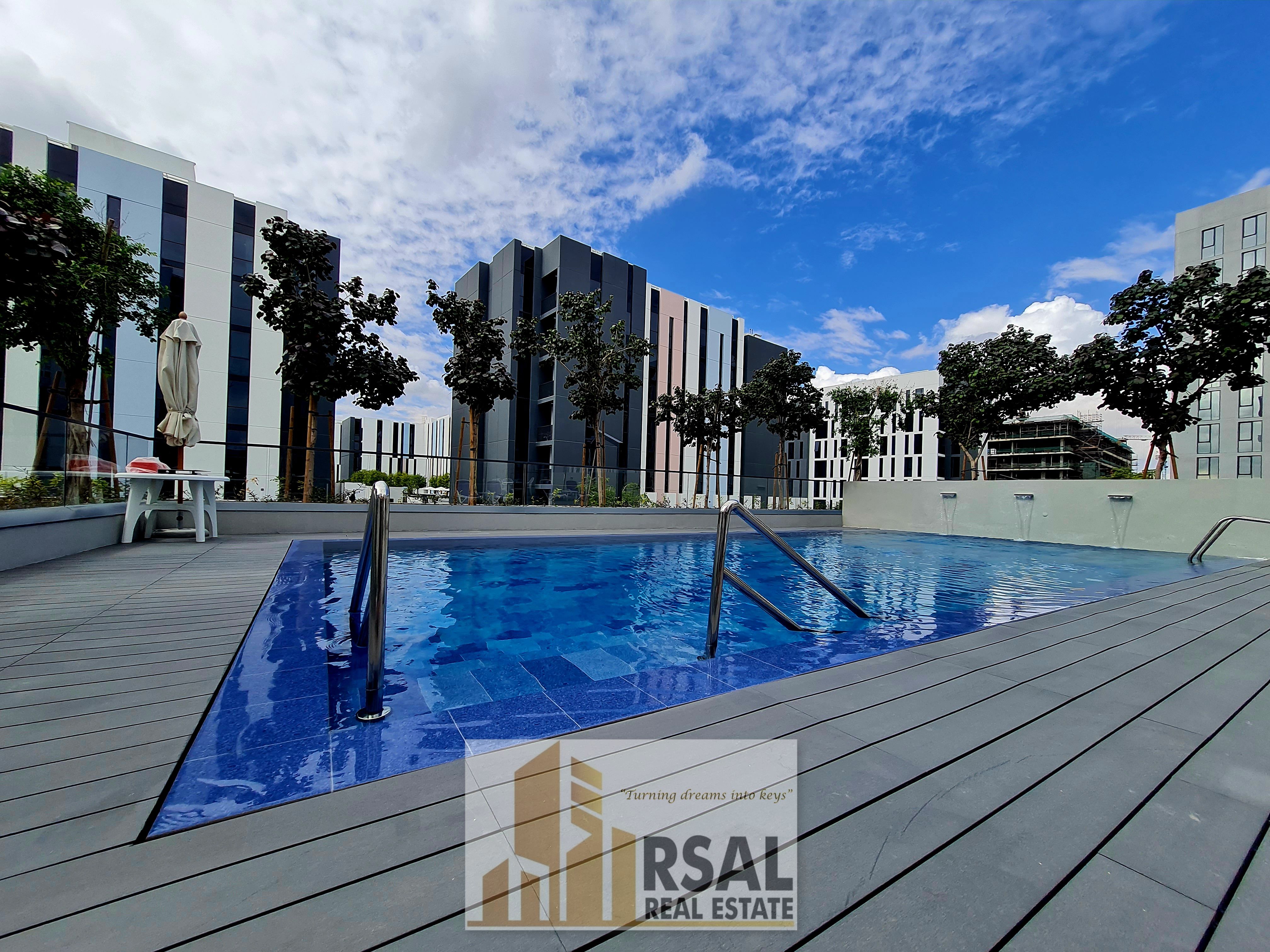 Fully Furnished:4 Payments:Free Gym,Pool,Parking