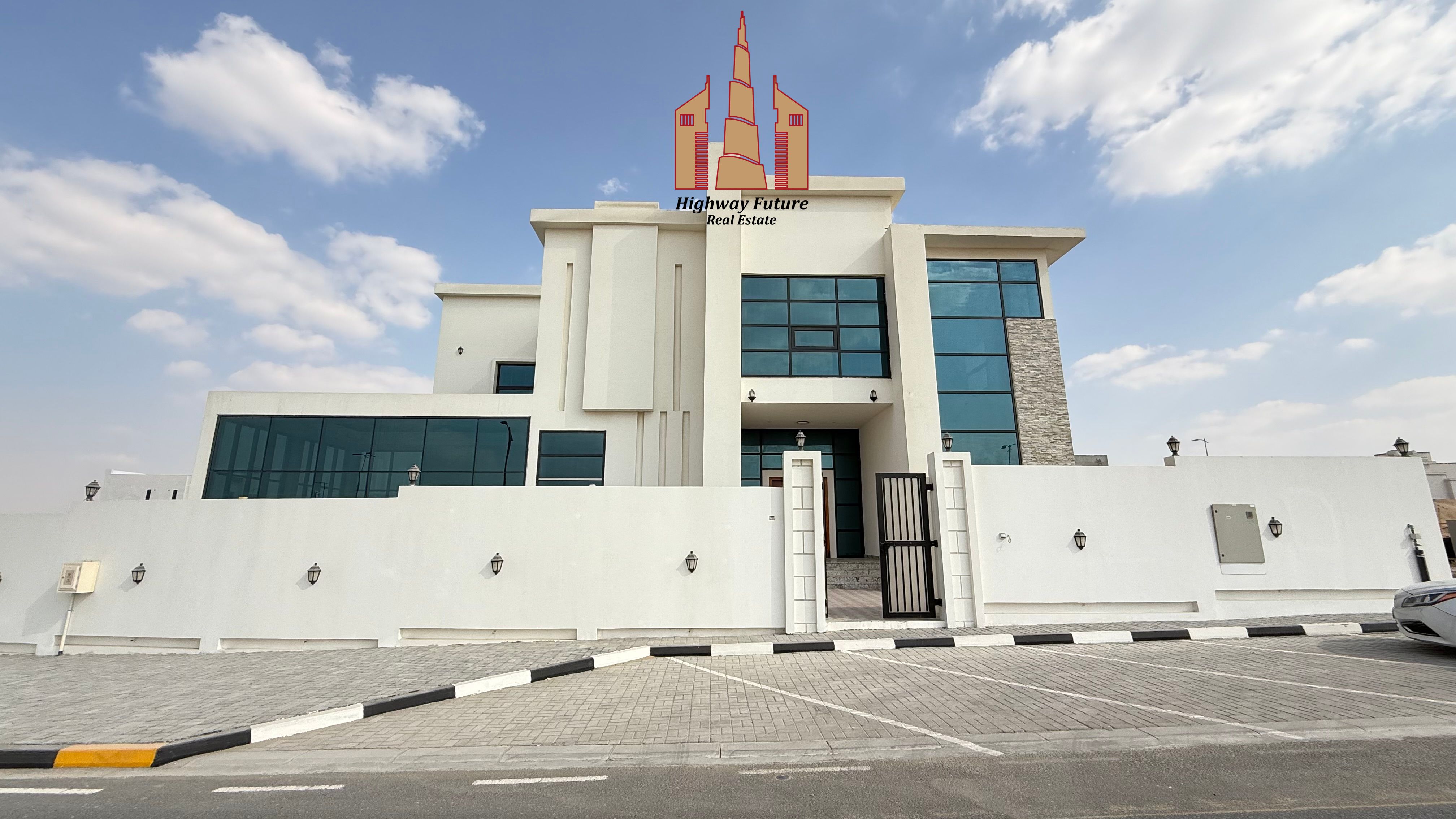 Luxurious Elegant 7BR Villa With Pool For Rent In Tilal City